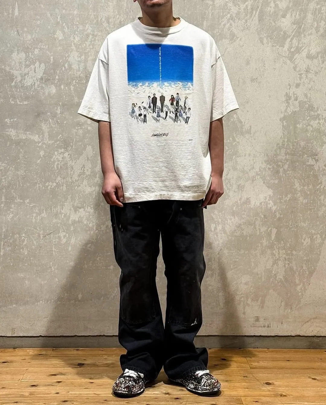 SAINT Mxxxxxx × EVENGELION × GEEKS RULE EV_SS TEE/BLUE/WHT Three-party co-branded Neon Genesis Evangelion co-branded TEE off-white S-XL Made of original OE yarn tube weaving without side seams to distinguish the width of the fabric Original consistent co-branded label/co-branded wash mark/little angel anti-counterfeiting label Top-notch printing technology Repeated pattern making, closely following the original details
